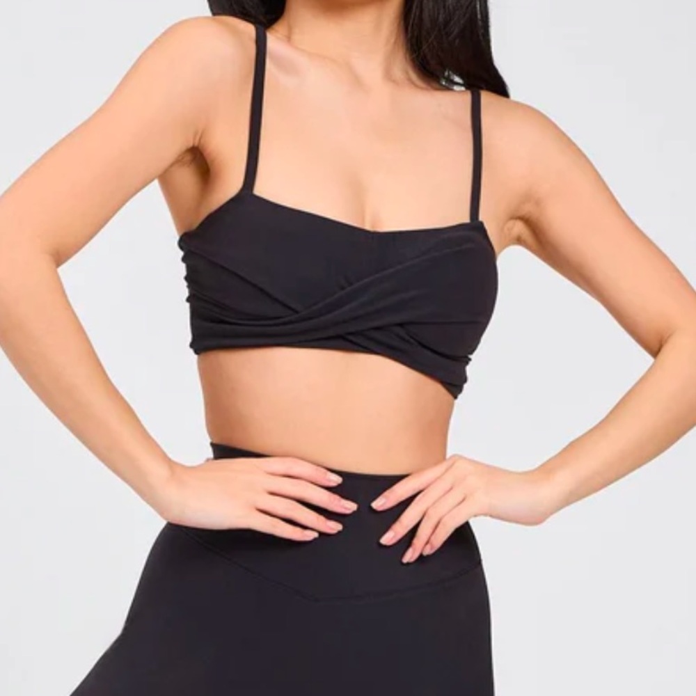 BuffBunny Ivy Wrap Sports Bra - Onyx Black